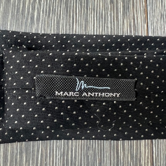 Marc Anthony black with white polka dots men’s tie - Picture 4 of 6